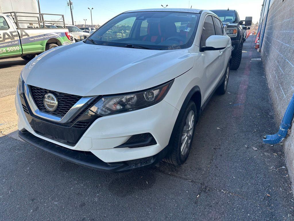 used 2020 Nissan Rogue Sport car, priced at $20,019