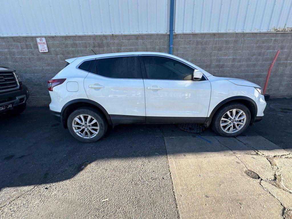 used 2020 Nissan Rogue Sport car, priced at $20,019