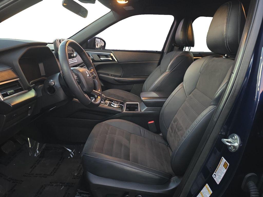 used 2023 Mitsubishi Outlander car, priced at $25,990