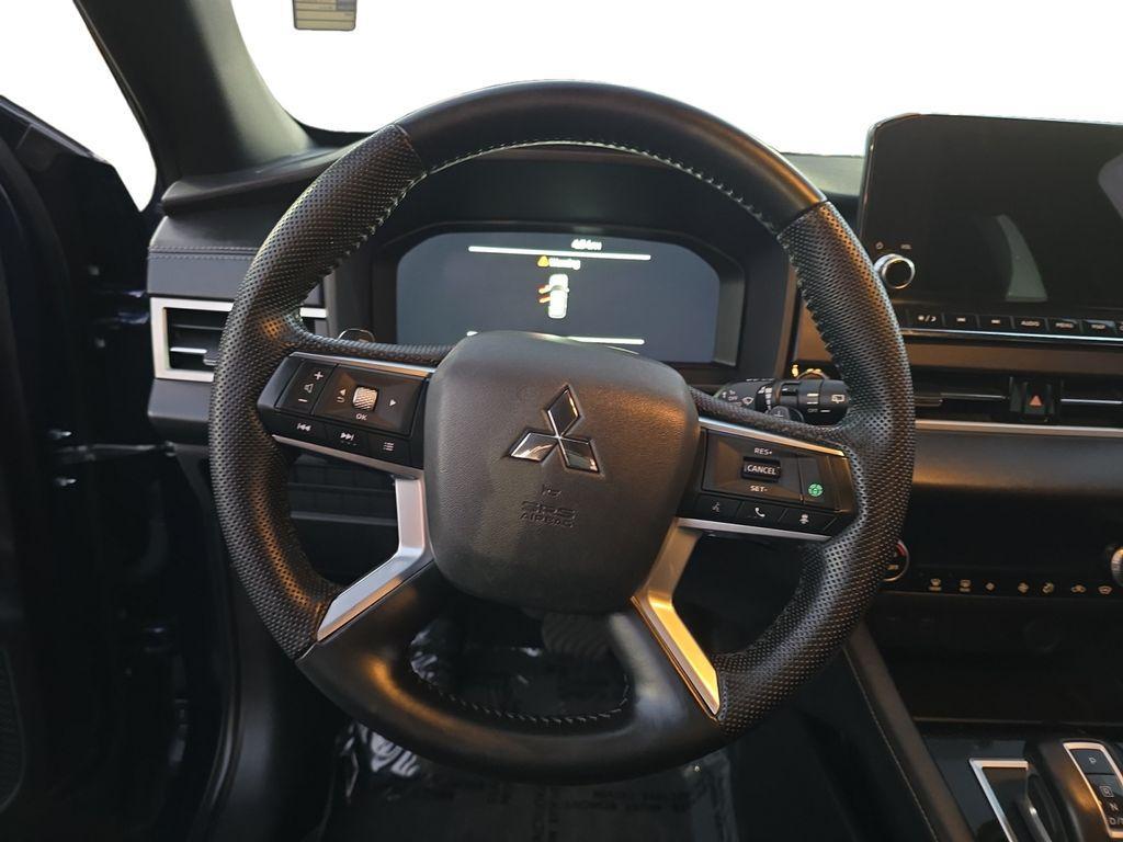 used 2023 Mitsubishi Outlander car, priced at $25,990