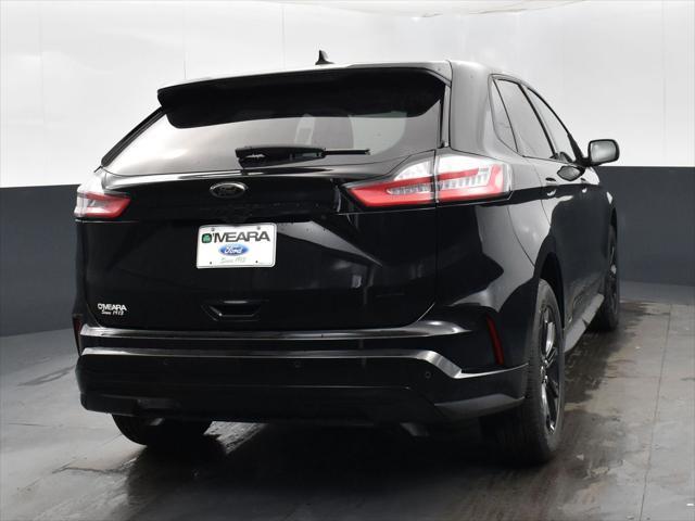 new 2024 Ford Edge car, priced at $40,038