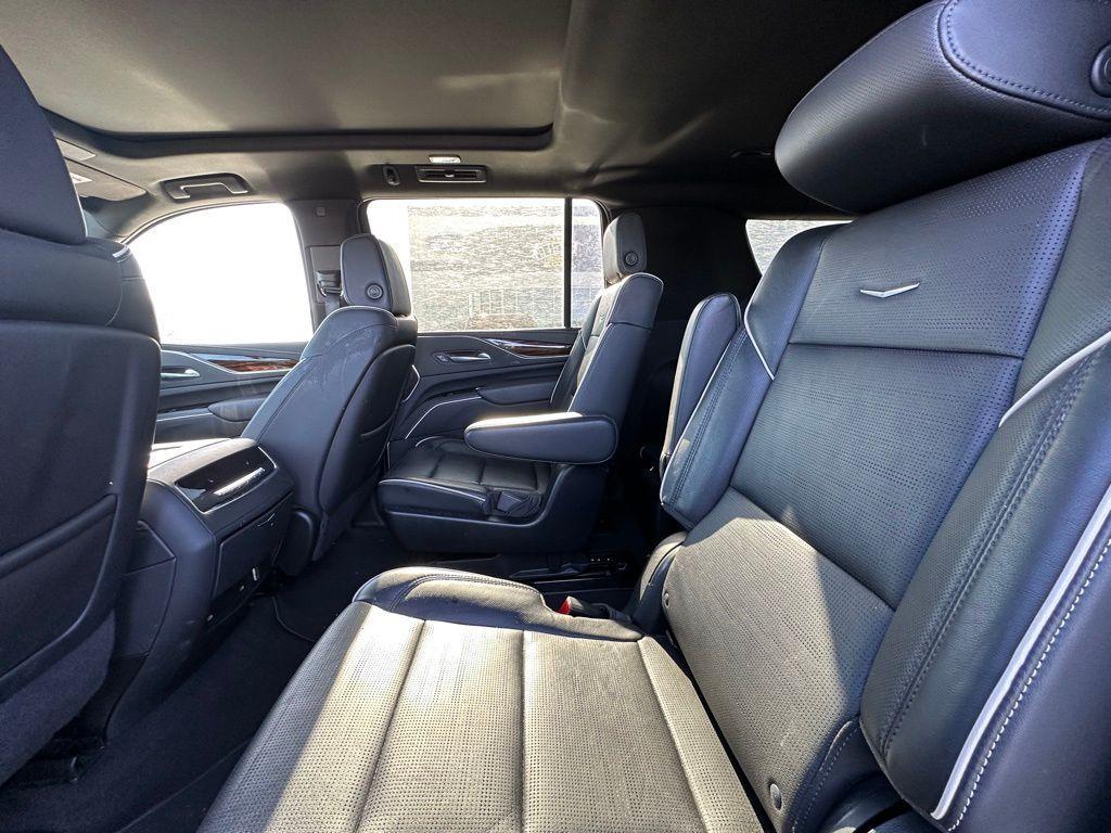 used 2022 Cadillac Escalade ESV car, priced at $74,589