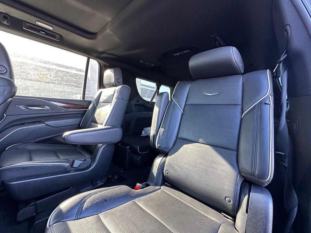 used 2022 Cadillac Escalade ESV car, priced at $74,589