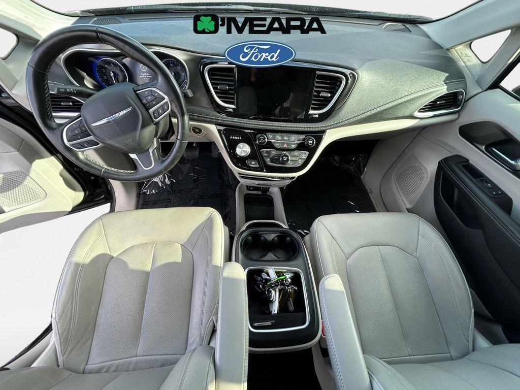 used 2021 Chrysler Pacifica car, priced at $27,990