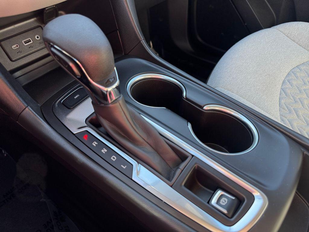 used 2024 Chevrolet Equinox car, priced at $23,590