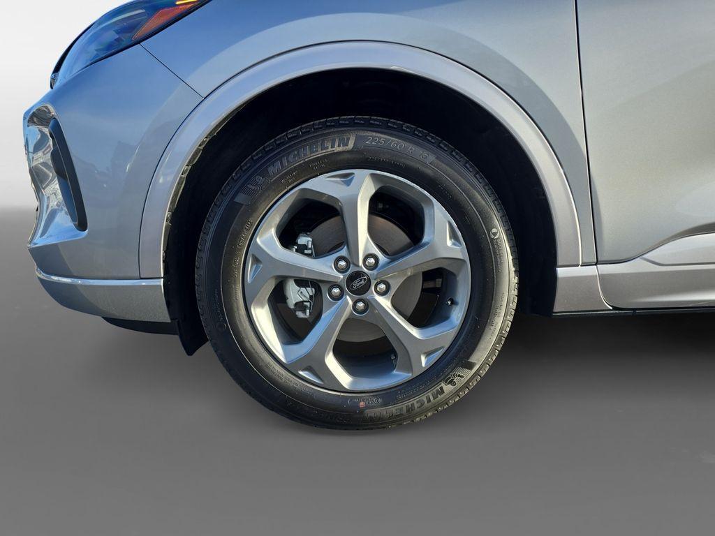 used 2023 Ford Escape car, priced at $25,590