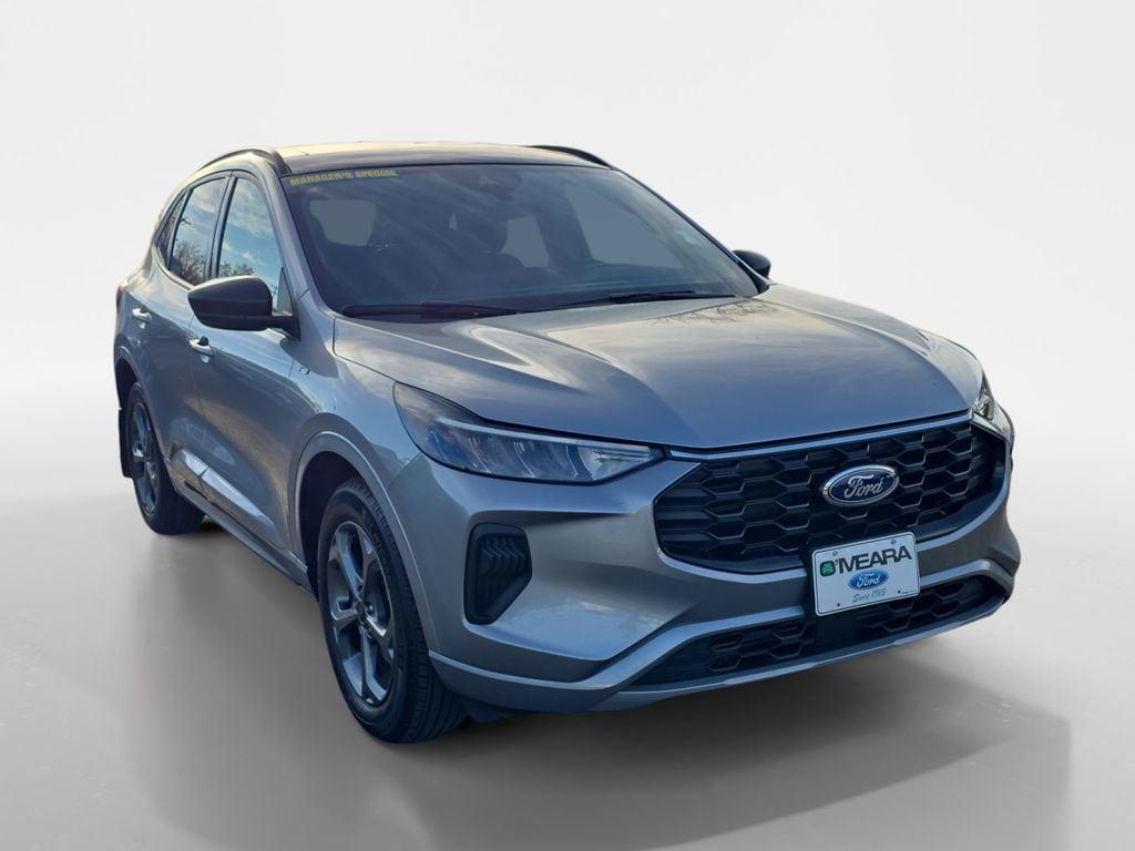 used 2023 Ford Escape car, priced at $25,590