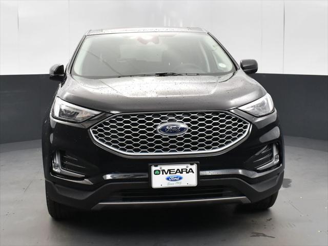 new 2024 Ford Edge car, priced at $43,012