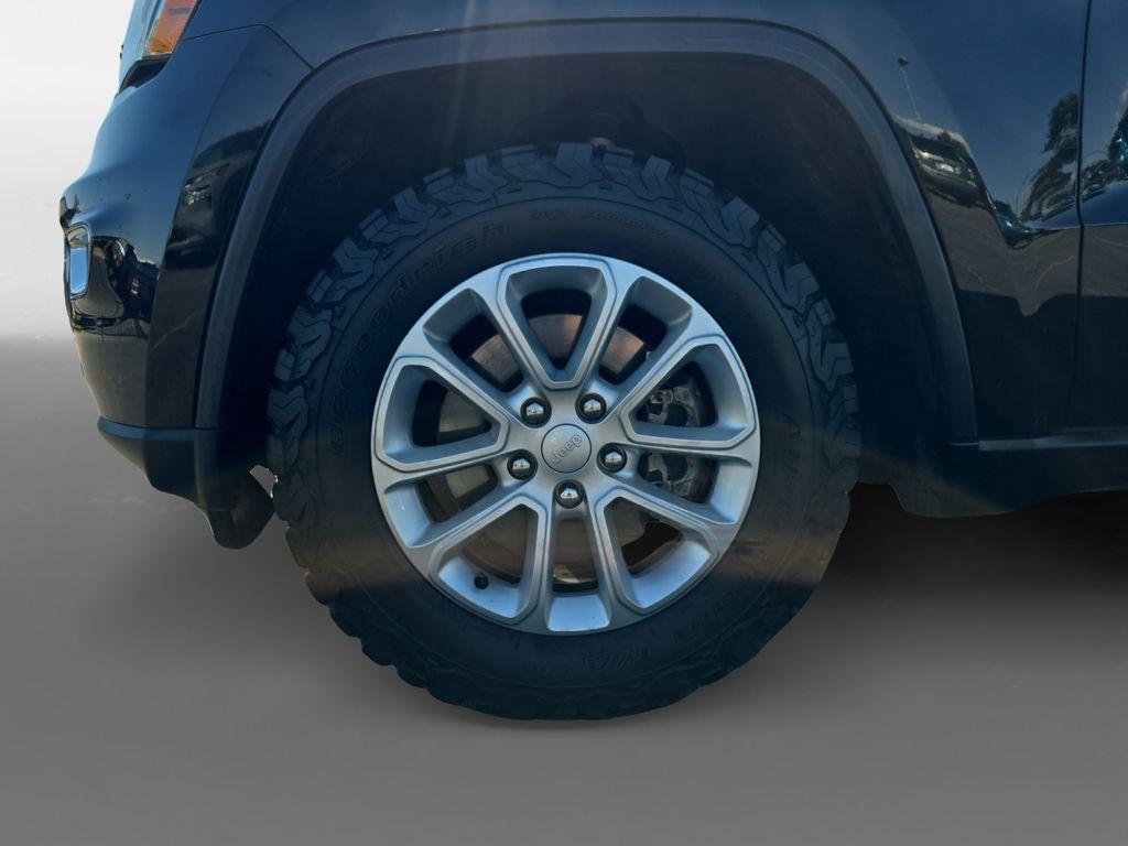 used 2021 Jeep Grand Cherokee car, priced at $18,990