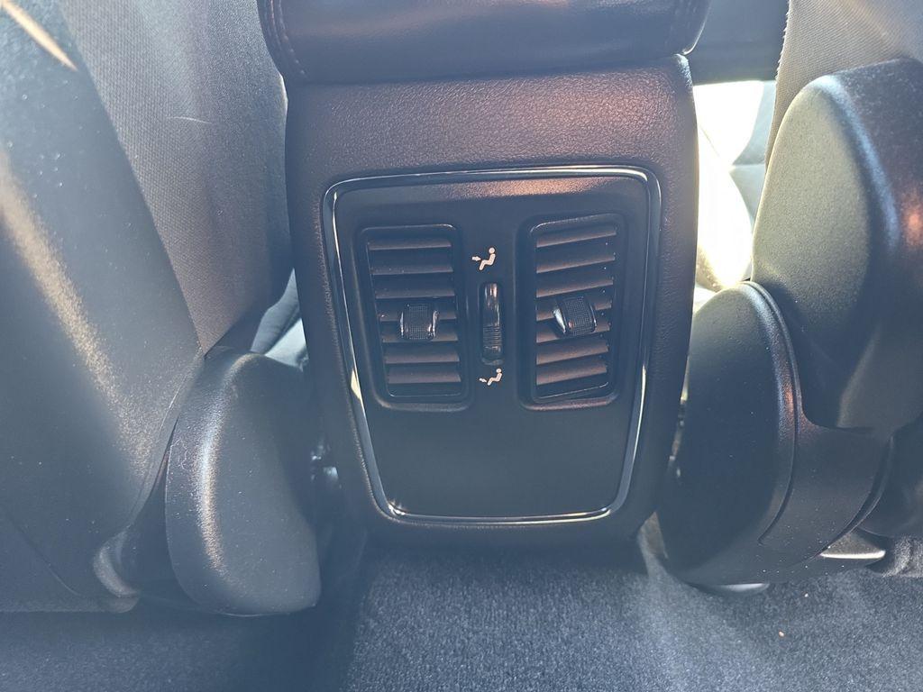 used 2021 Jeep Grand Cherokee car, priced at $18,990