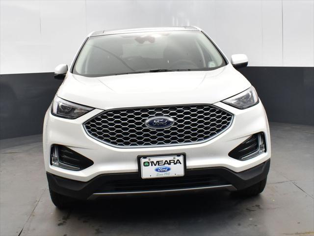 new 2024 Ford Edge car, priced at $43,927