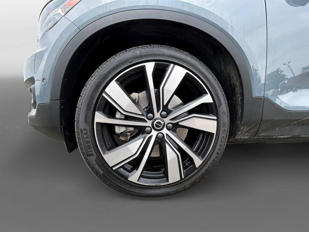 used 2022 Volvo XC40 Recharge Pure Electric car, priced at $26,990