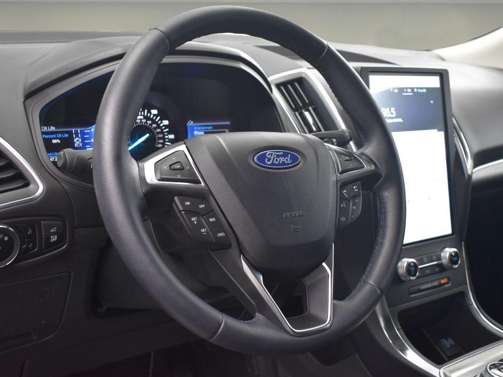 used 2024 Ford Edge car, priced at $32,589