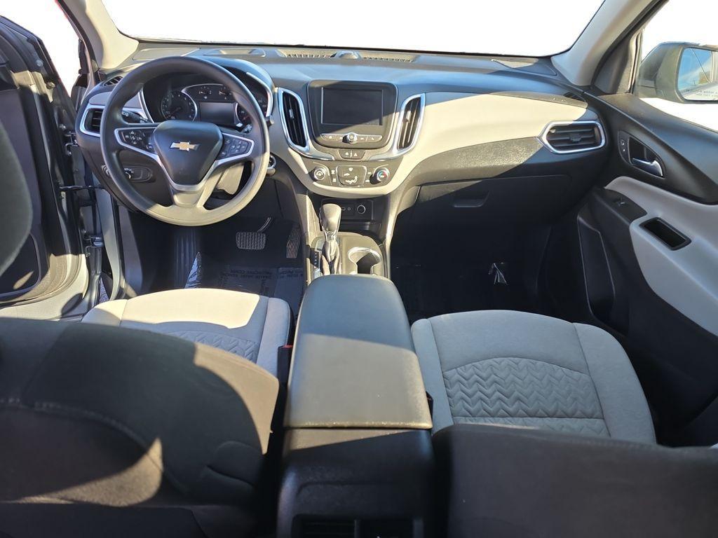 used 2023 Chevrolet Equinox car, priced at $18,990