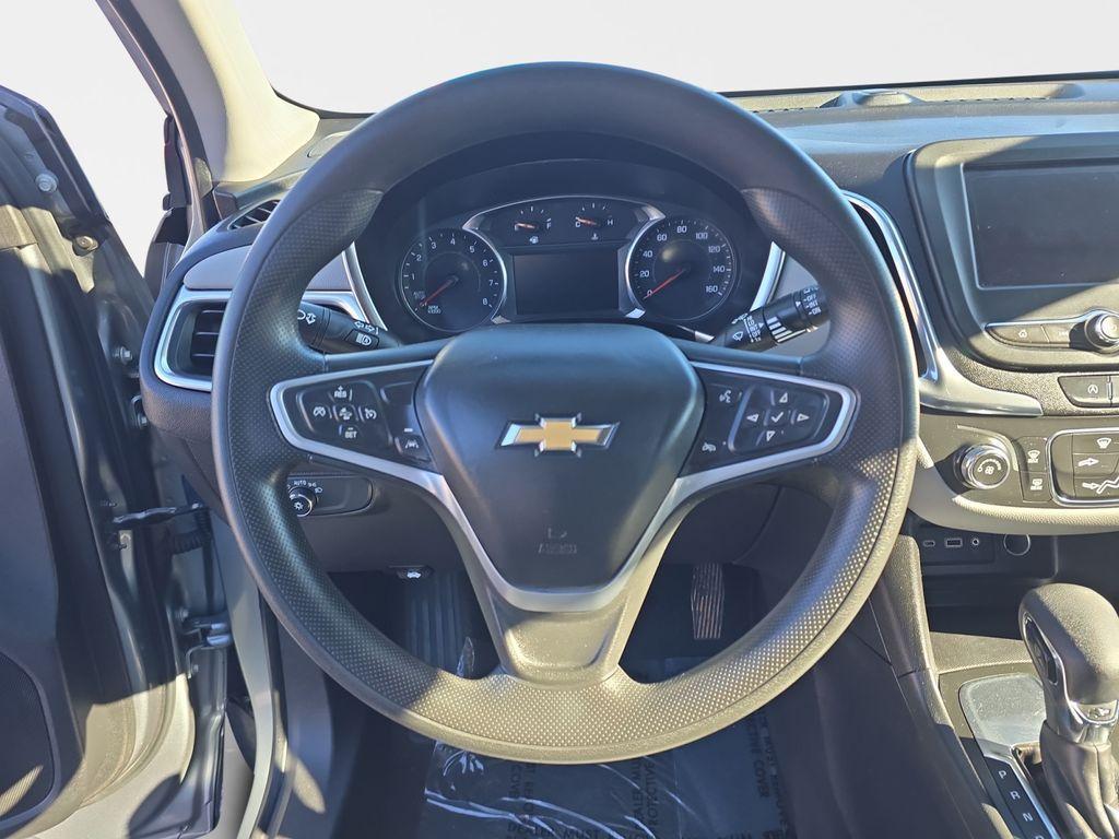 used 2023 Chevrolet Equinox car, priced at $18,990