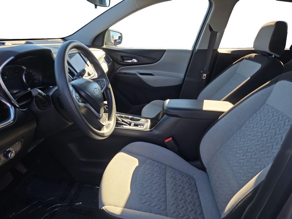 used 2023 Chevrolet Equinox car, priced at $18,990