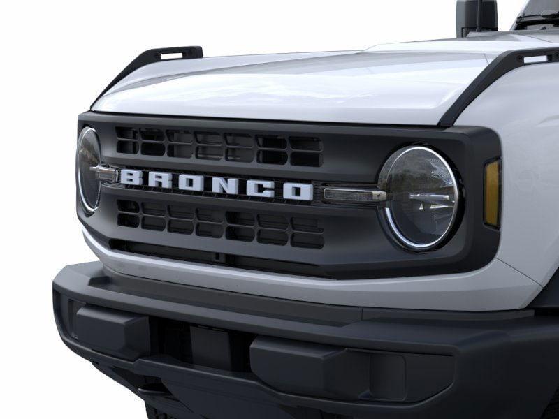 new 2025 Ford Bronco car, priced at $45,656
