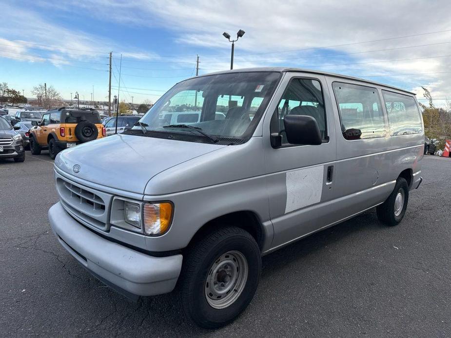 used 2002 Ford E150 car, priced at $9,589