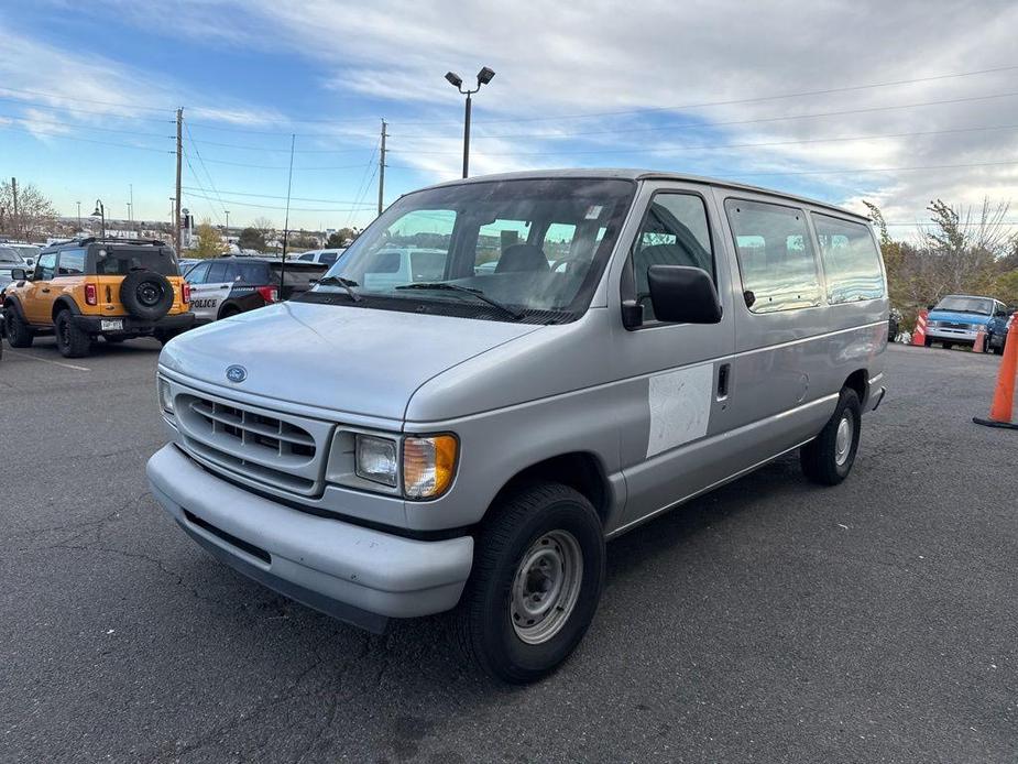 used 2002 Ford E150 car, priced at $9,589