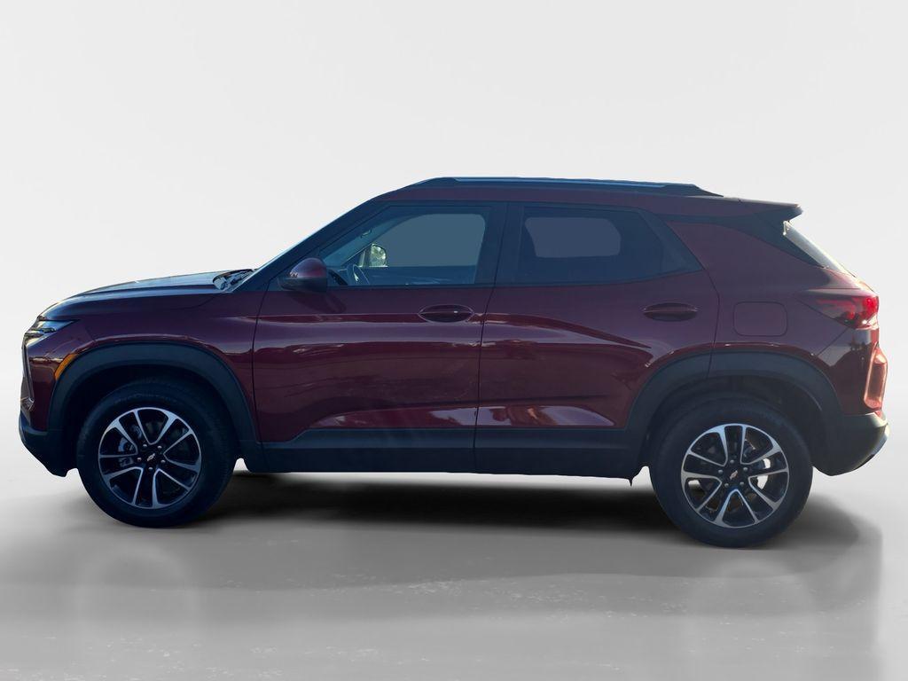 used 2025 Chevrolet TrailBlazer car, priced at $22,990