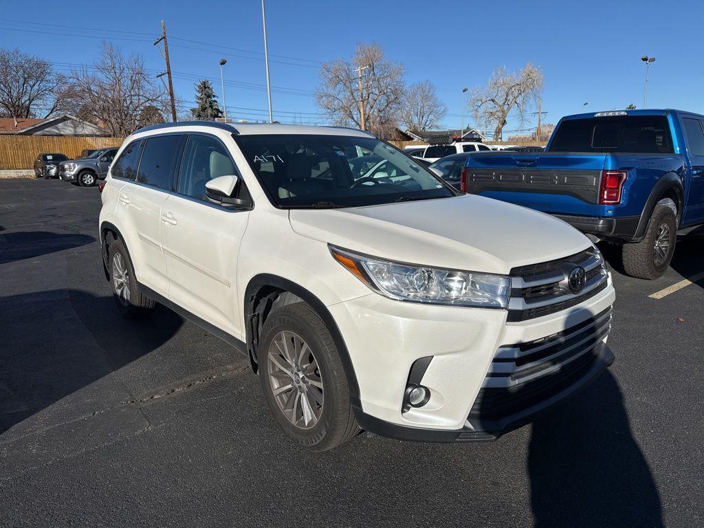 used 2019 Toyota Highlander car, priced at $28,189