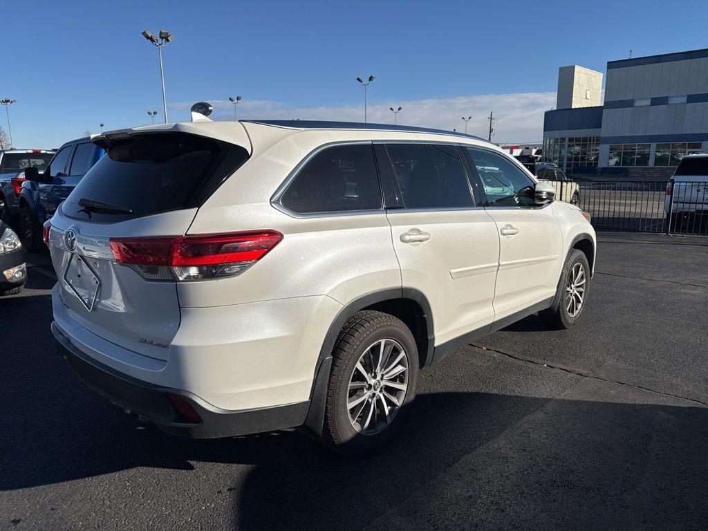 used 2019 Toyota Highlander car, priced at $28,189