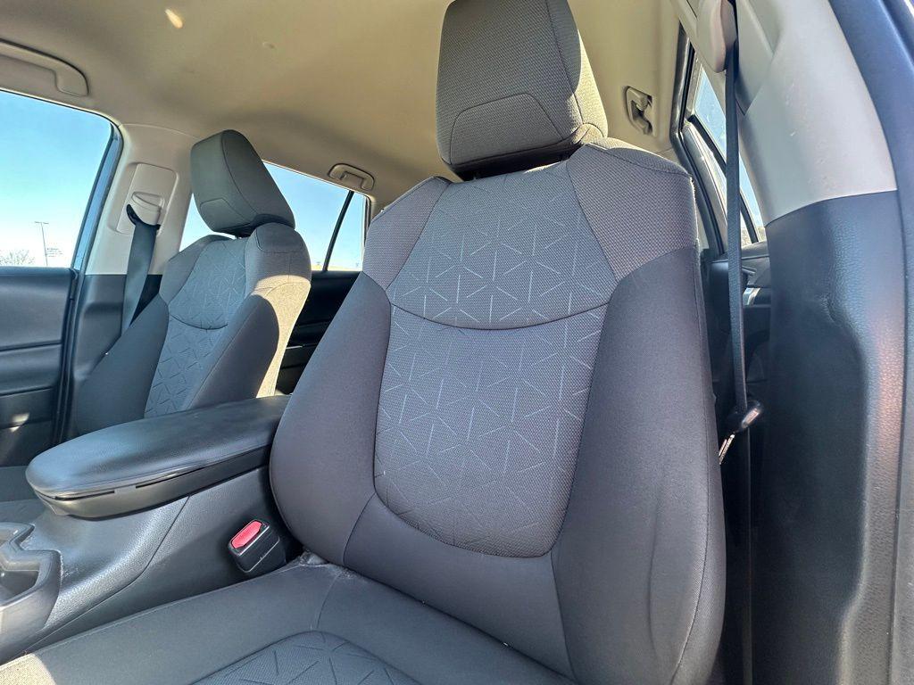 used 2020 Toyota RAV4 car, priced at $25,589