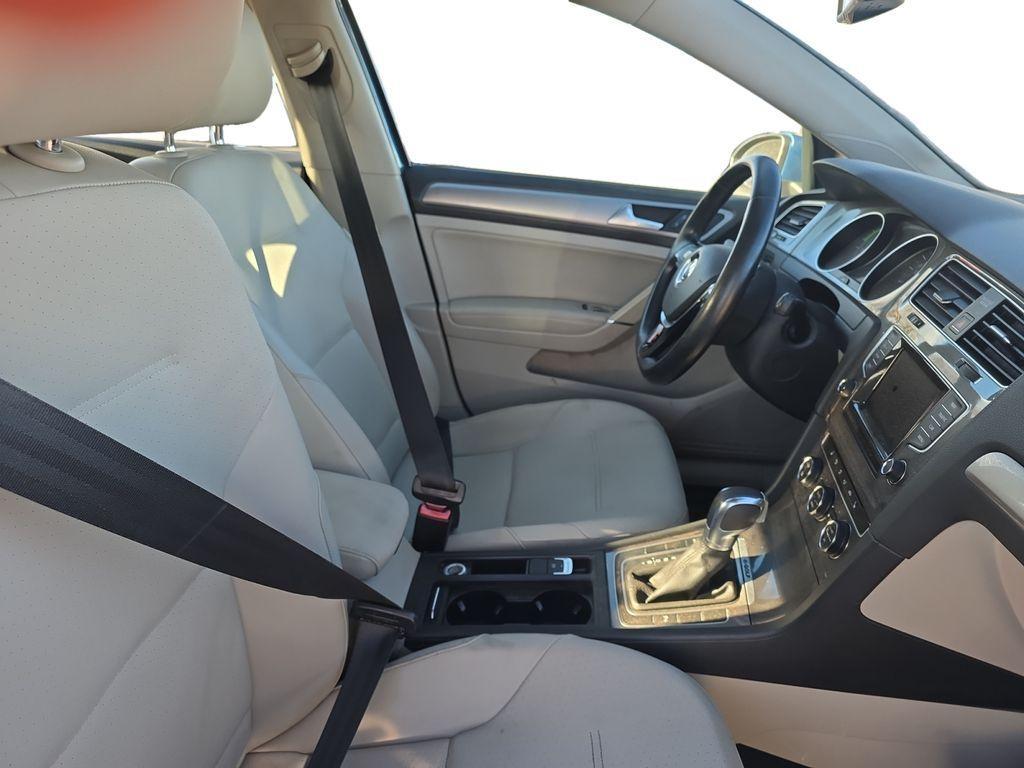 used 2015 Volkswagen e-Golf car, priced at $7,880