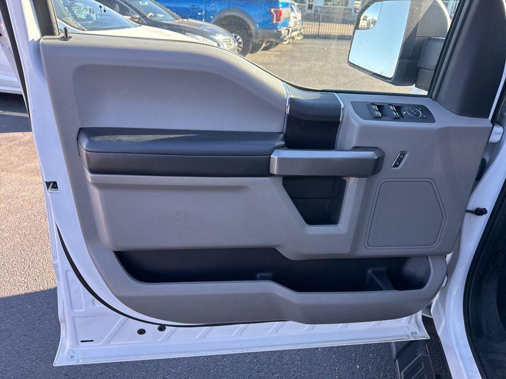 used 2020 Ford F-150 car, priced at $31,589