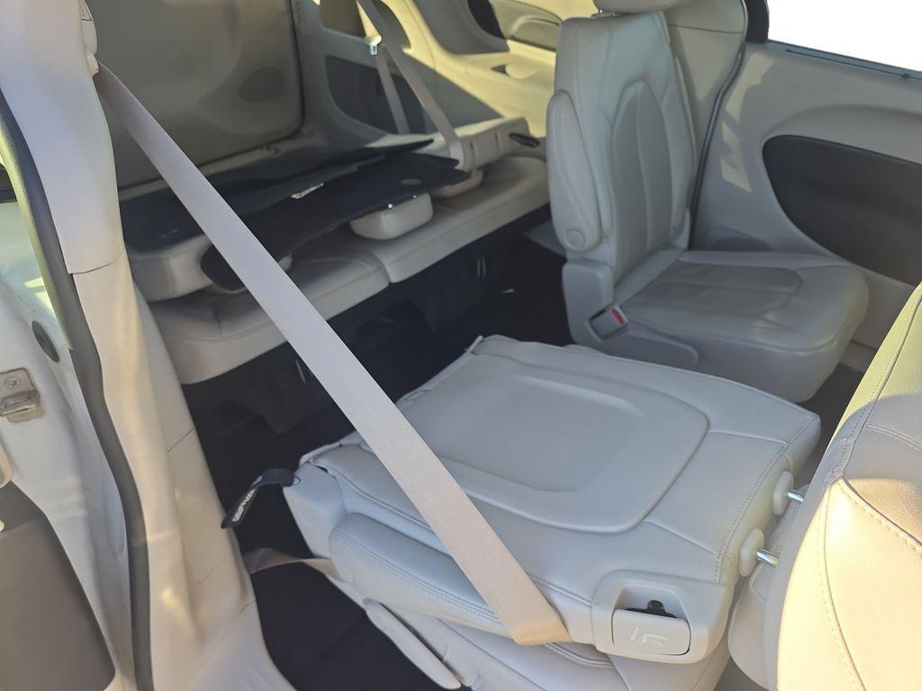 used 2021 Chrysler Pacifica car, priced at $21,990