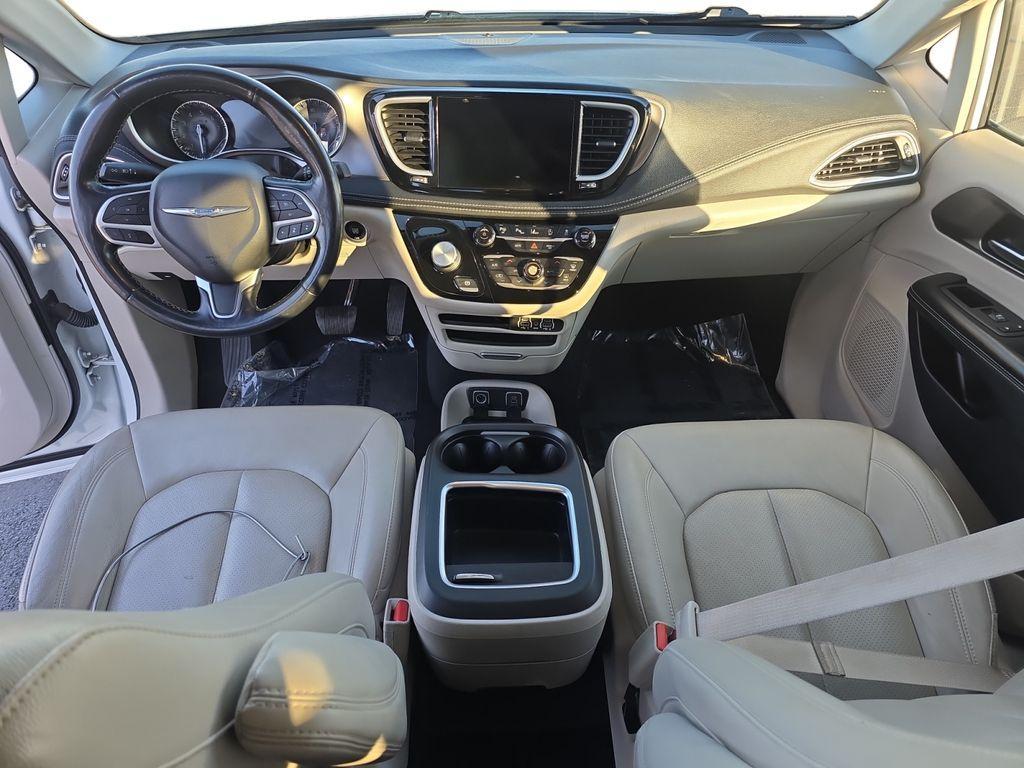 used 2021 Chrysler Pacifica car, priced at $21,990