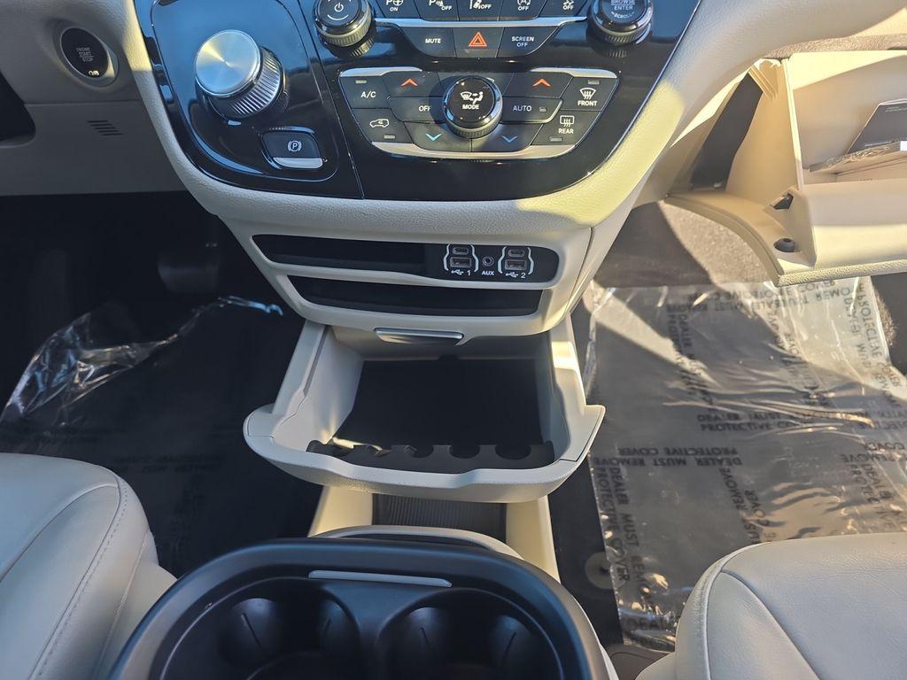 used 2021 Chrysler Pacifica car, priced at $21,990