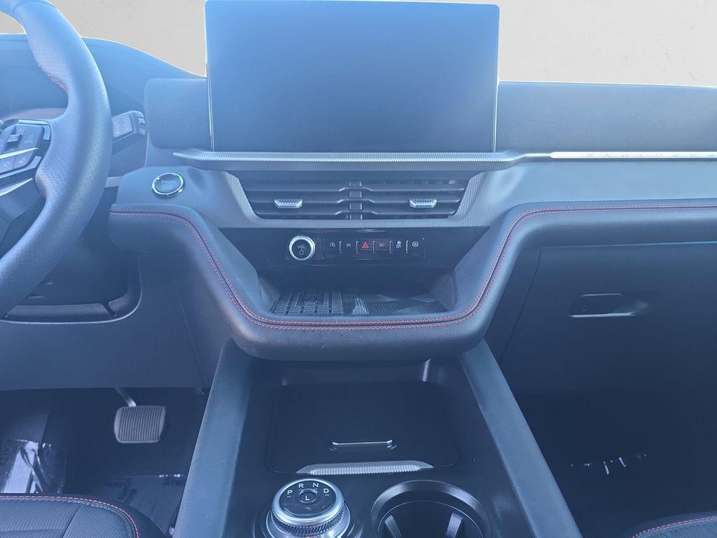 used 2025 Ford Explorer car, priced at $39,990