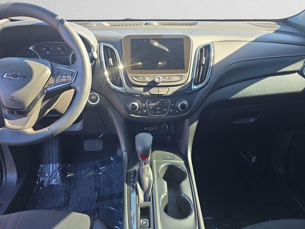 used 2024 Chevrolet Equinox car, priced at $25,890