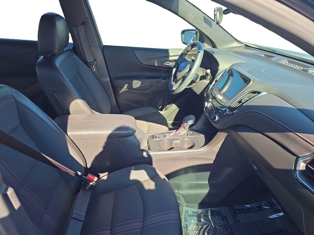 used 2024 Chevrolet Equinox car, priced at $25,890