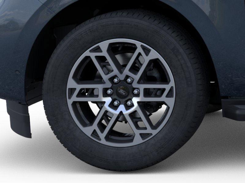 new 2025 Ford Expedition car, priced at $71,705