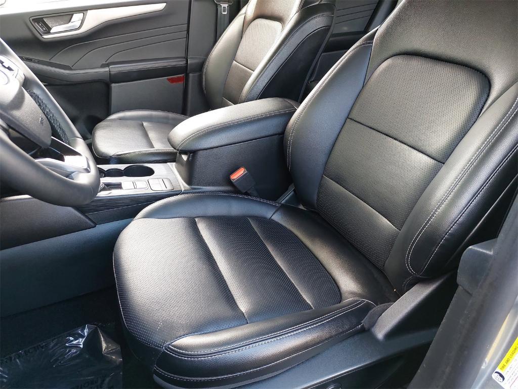 used 2022 Ford Escape car, priced at $23,582