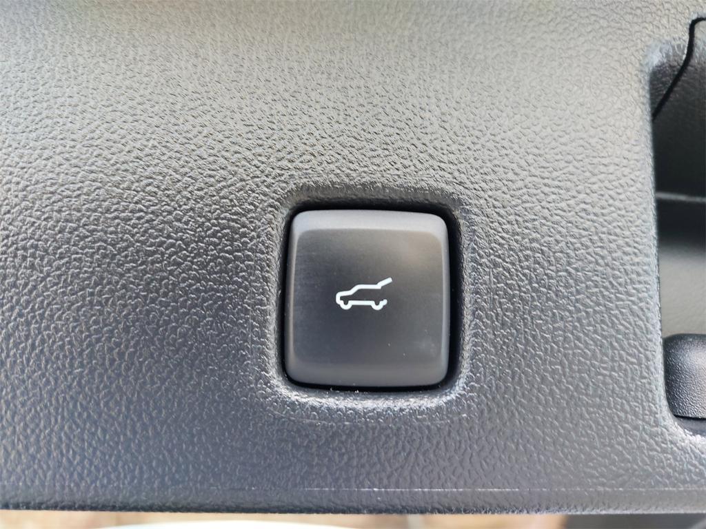 used 2022 Ford Escape car, priced at $23,582