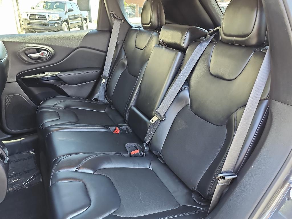 used 2020 Jeep Cherokee car, priced at $17,969