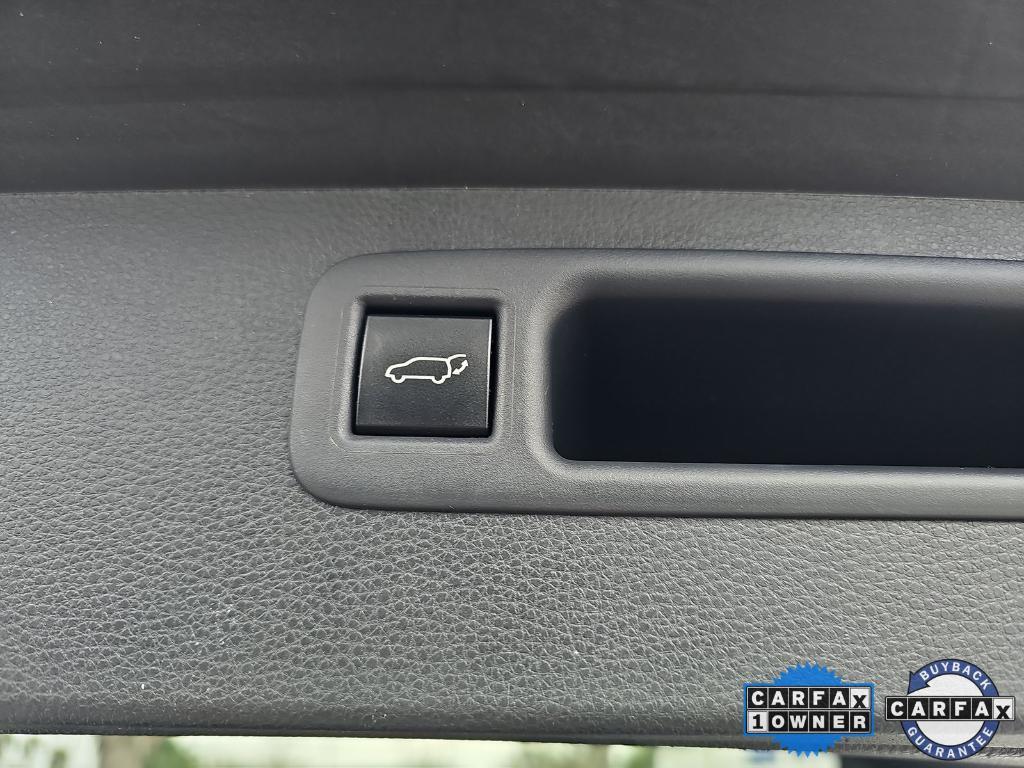 used 2023 Toyota Highlander Hybrid car, priced at $43,998