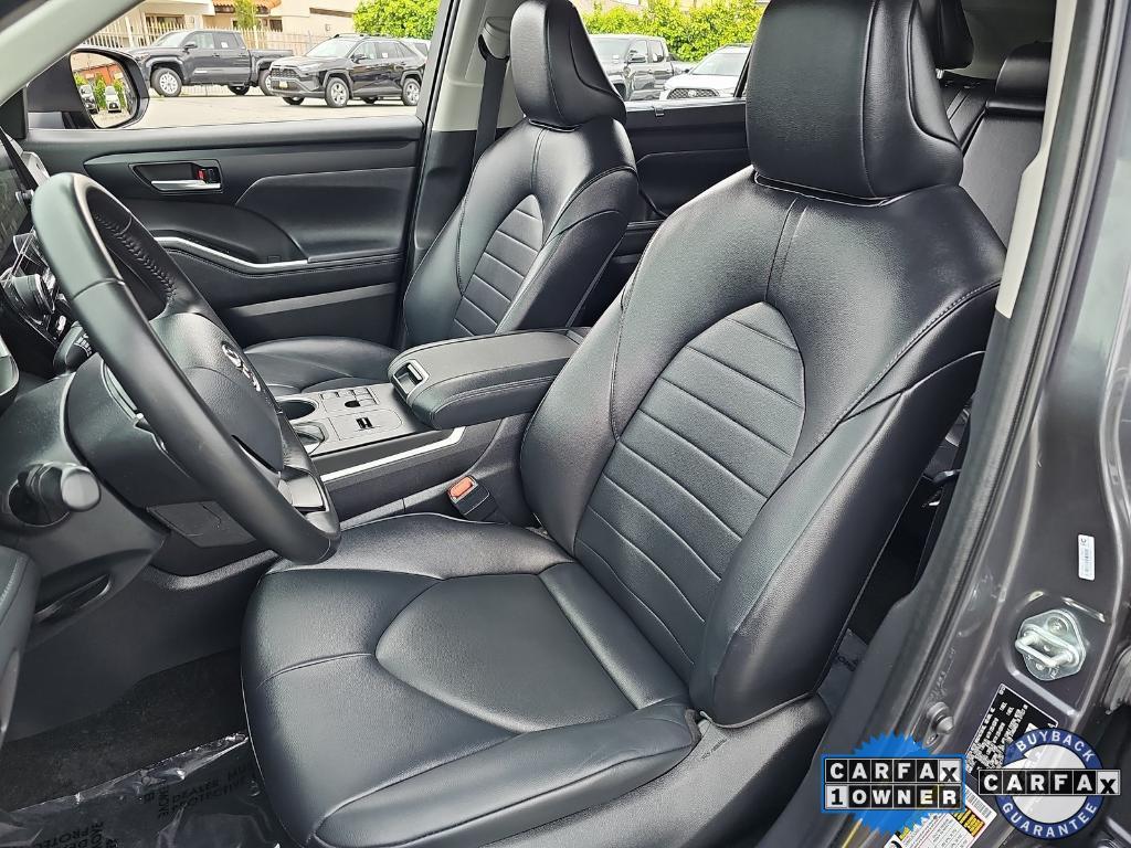 used 2023 Toyota Highlander Hybrid car, priced at $43,998