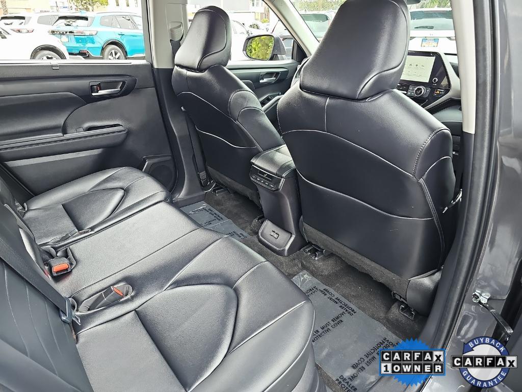 used 2023 Toyota Highlander Hybrid car, priced at $43,998