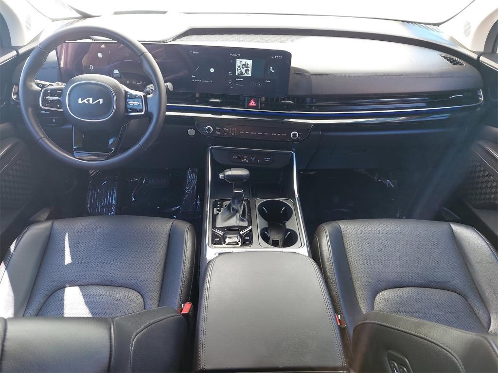 used 2025 Kia Carnival car, priced at $46,451