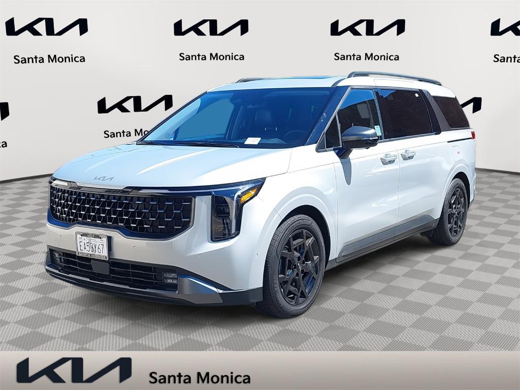 used 2025 Kia Carnival car, priced at $46,451