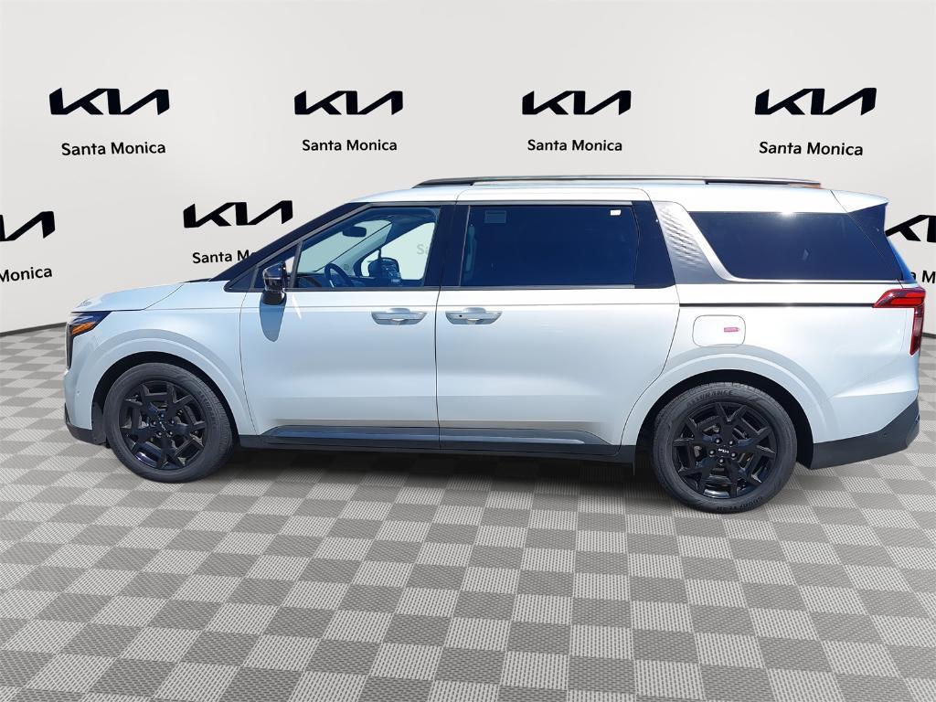 used 2025 Kia Carnival car, priced at $46,451
