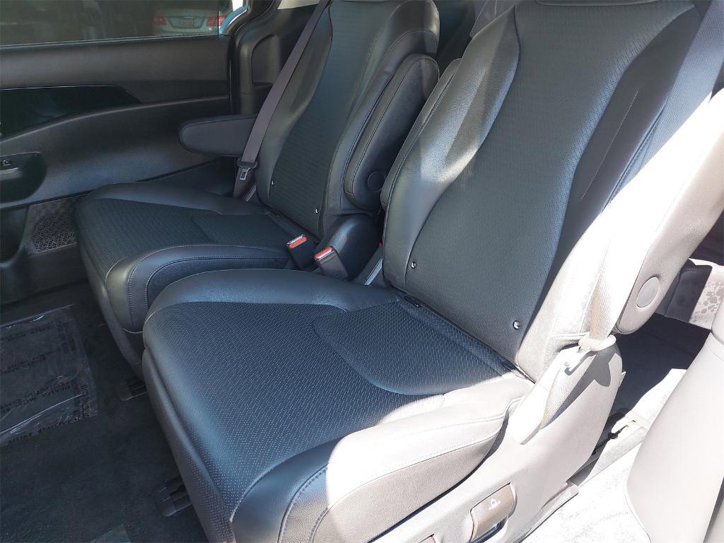 used 2025 Kia Carnival car, priced at $46,451