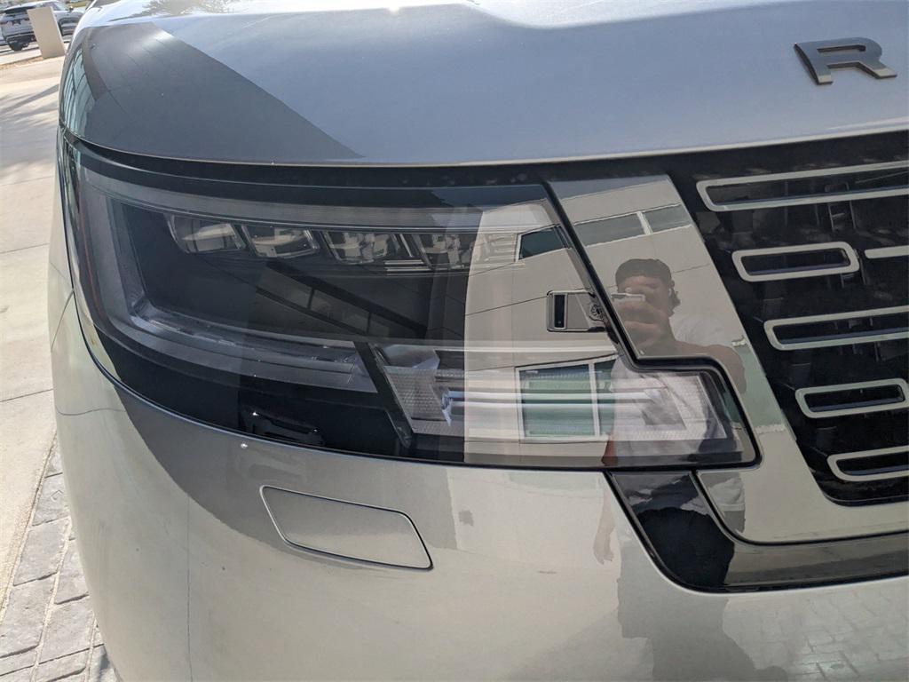 new 2025 Land Rover Range Rover car, priced at $146,400