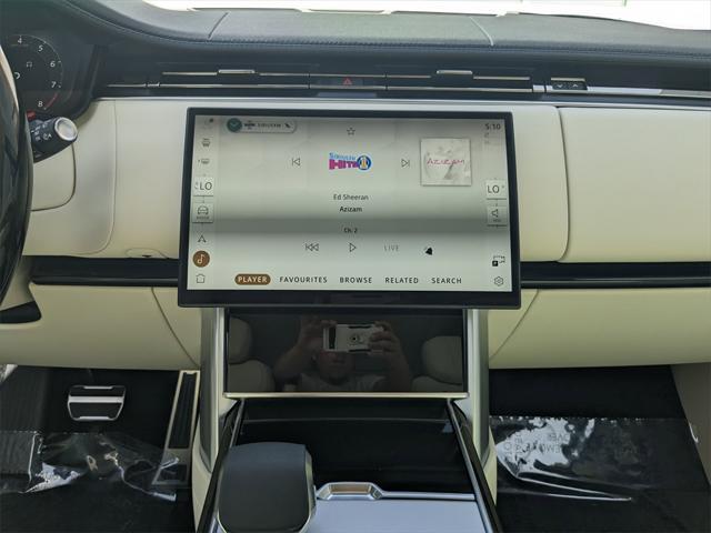new 2025 Land Rover Range Rover car, priced at $146,400