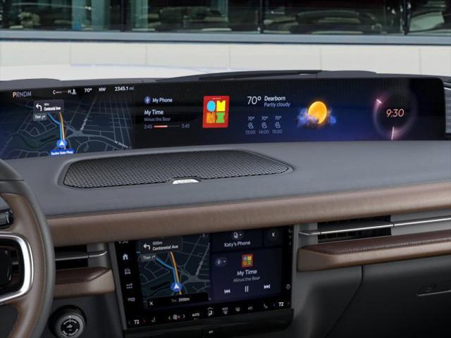 new 2025 Lincoln Navigator car, priced at $109,300