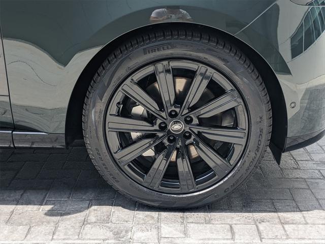new 2025 Land Rover Range Rover car, priced at $131,510